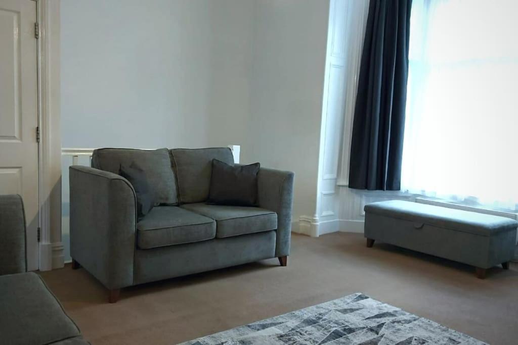 Apartment Stylish In Centre With Parking